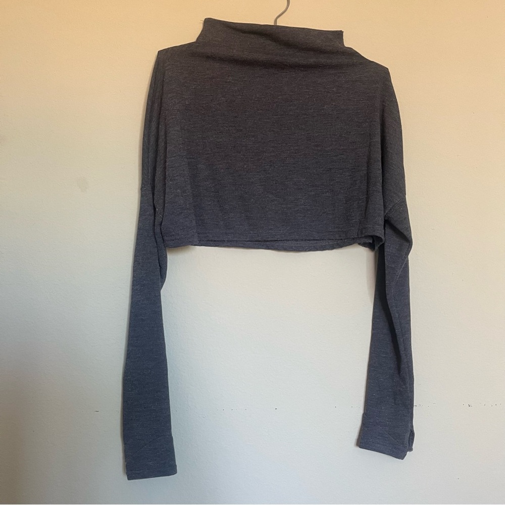 Noctex Charcoal Cropped Fleece Sweater, Size XS